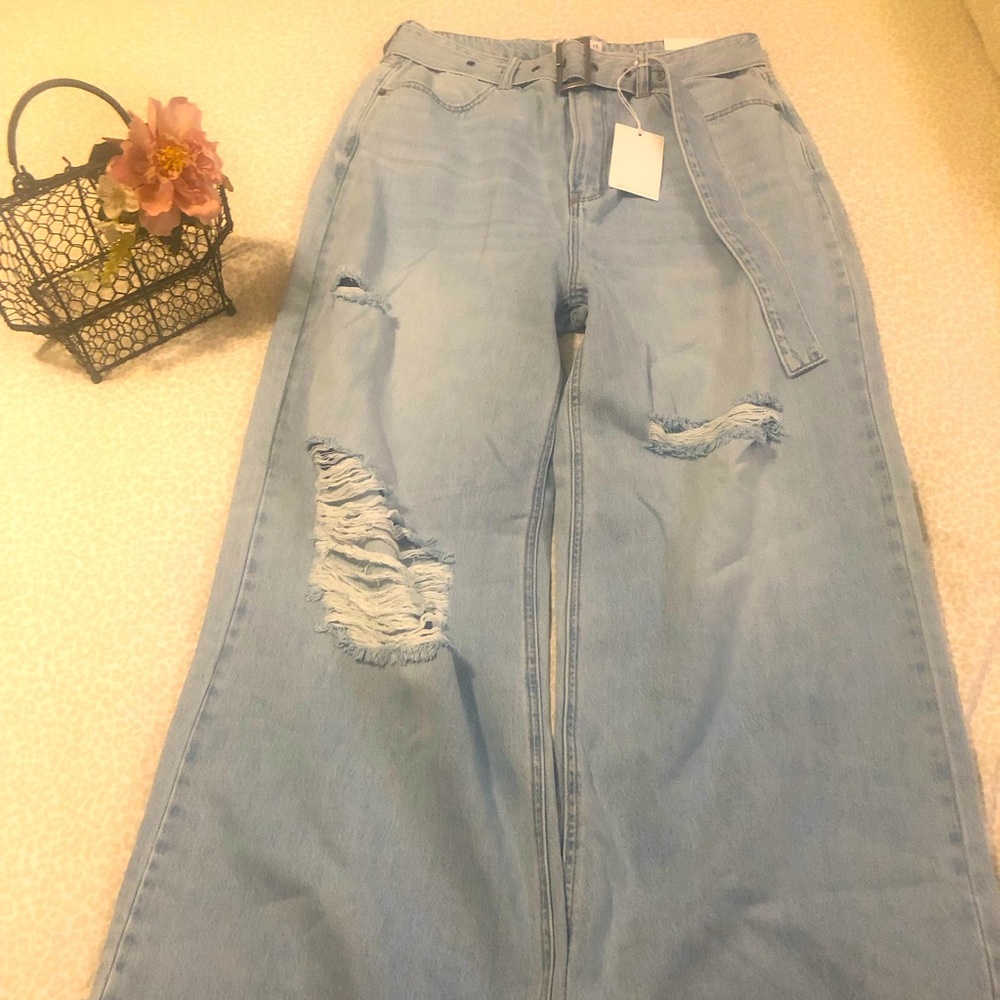 Trendy Wide Leg jean